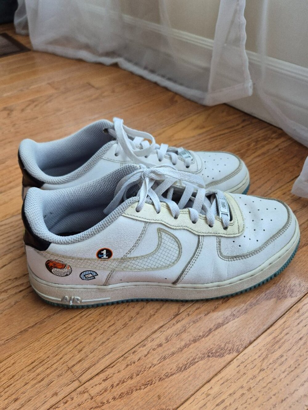 NIKE Air Force 1 LV* GS 'Happy Hoops' Youth 6.5 fit Wome Youth 6.5 fit Women's 8